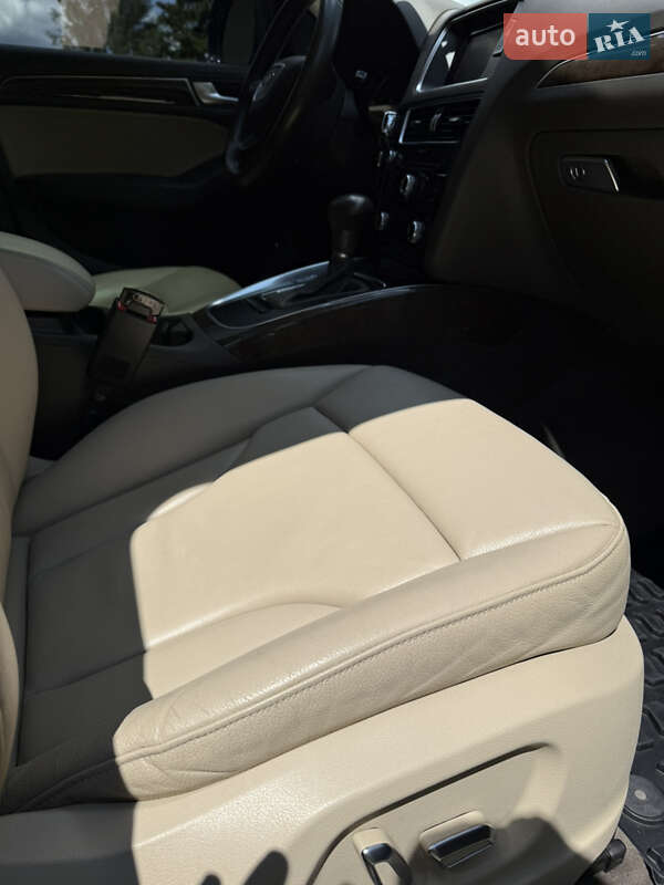 Внедорожник / Кроссовер Audi Q5 2015 в Сколе