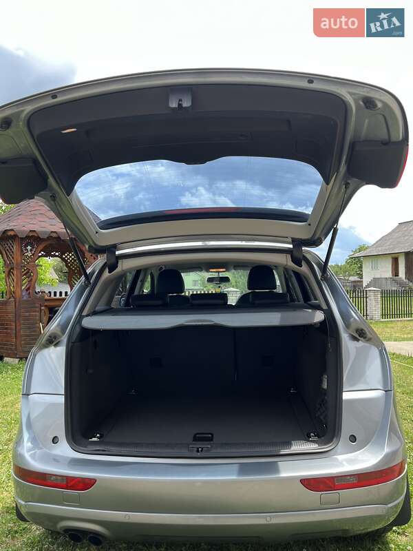 Внедорожник / Кроссовер Audi Q5 2011 в Надворной