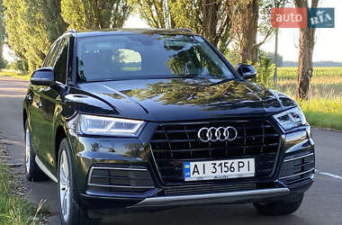 Внедорожник / Кроссовер Audi Q5 2019 в 