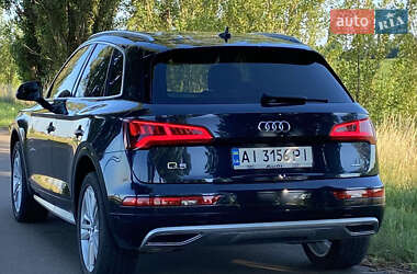 Внедорожник / Кроссовер Audi Q5 2019 в 