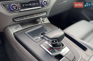 Внедорожник / Кроссовер Audi Q5 2019 в 