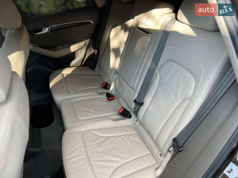 Позашляховик / Кросовер Audi Q5 2010 в Рівному