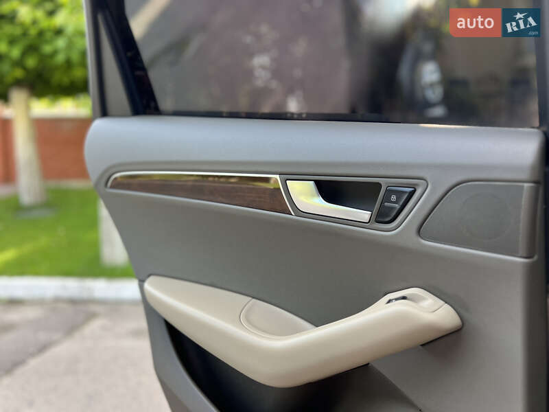 Позашляховик / Кросовер Audi Q5 2010 в Рівному
