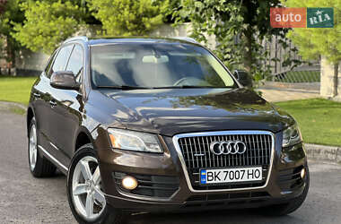 Внедорожник / Кроссовер Audi Q5 2010 в 