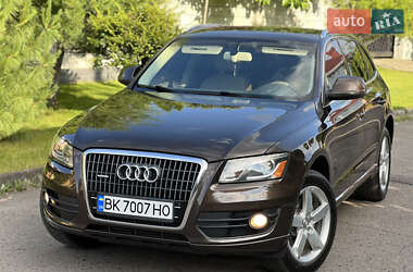 Внедорожник / Кроссовер Audi Q5 2010 в 