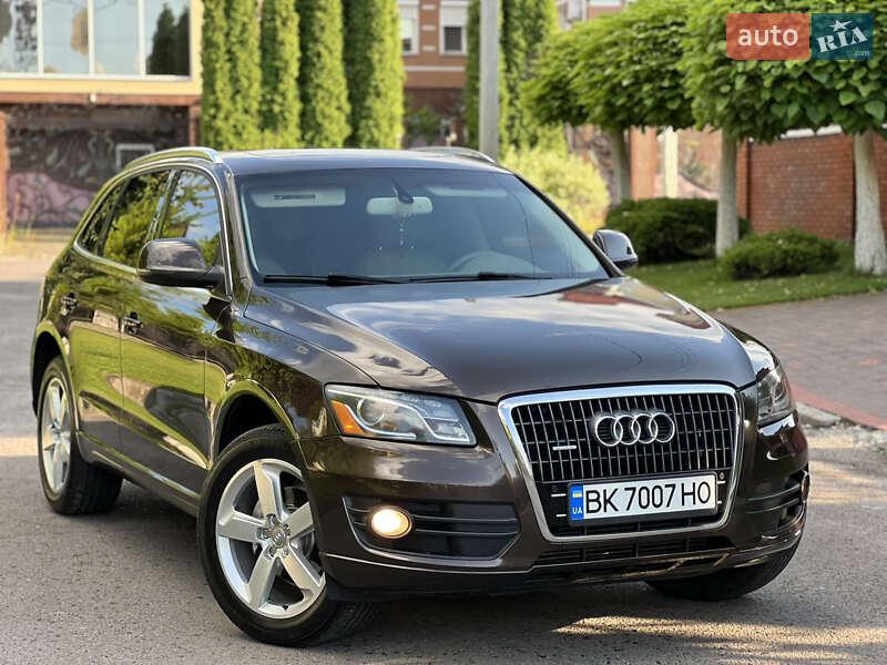 Позашляховик / Кросовер Audi Q5 2010 в Рівному