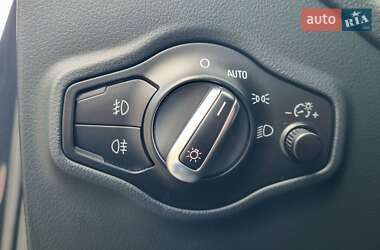 Позашляховик / Кросовер Audi Q5 2013 в 
