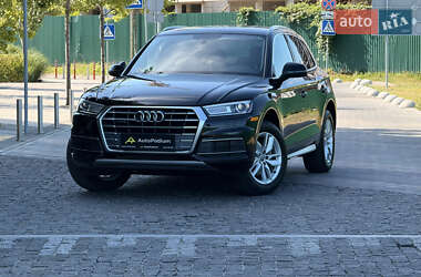 Позашляховик / Кросовер Audi Q5 2017 в Києві