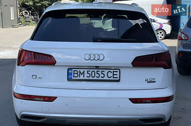 Внедорожник / Кроссовер Audi Q5 2017 в 