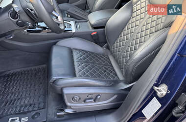 Внедорожник / Кроссовер Audi Q5 2021 в 
