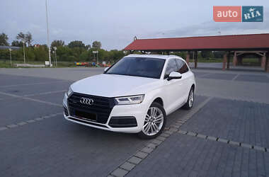 Позашляховик / Кросовер Audi Q5 2017 в 