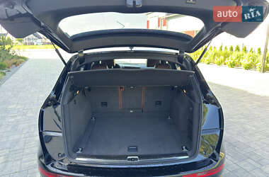 Внедорожник / Кроссовер Audi Q5 2010 в 