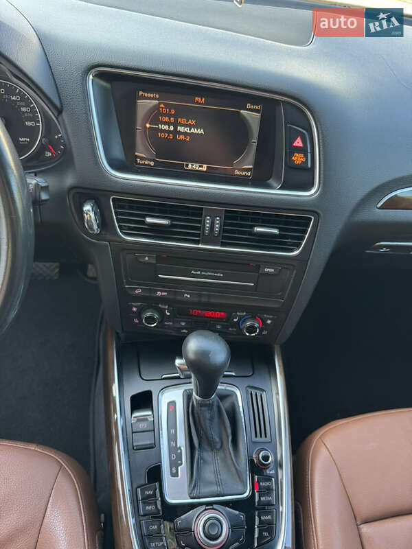 Позашляховик / Кросовер Audi Q5 2010 в Луцьку