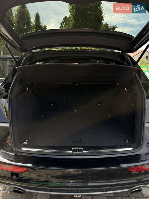 Внедорожник / Кроссовер Audi Q5 2016 в Киеве