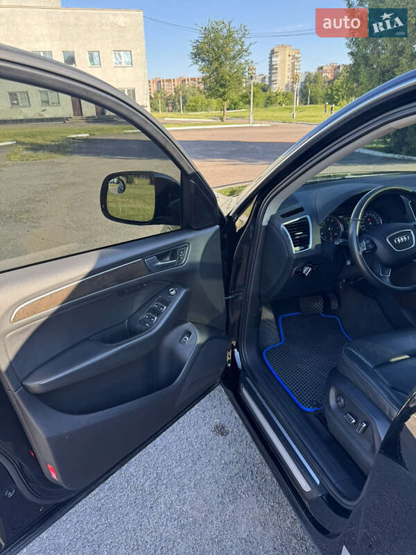 Позашляховик / Кросовер Audi Q5 2013 в Рівному