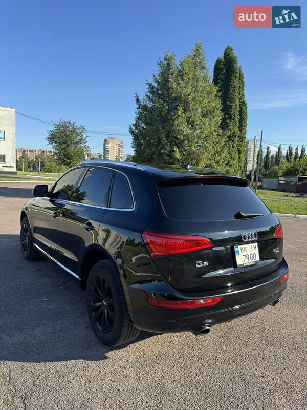 Позашляховик / Кросовер Audi Q5 2013 в Рівному