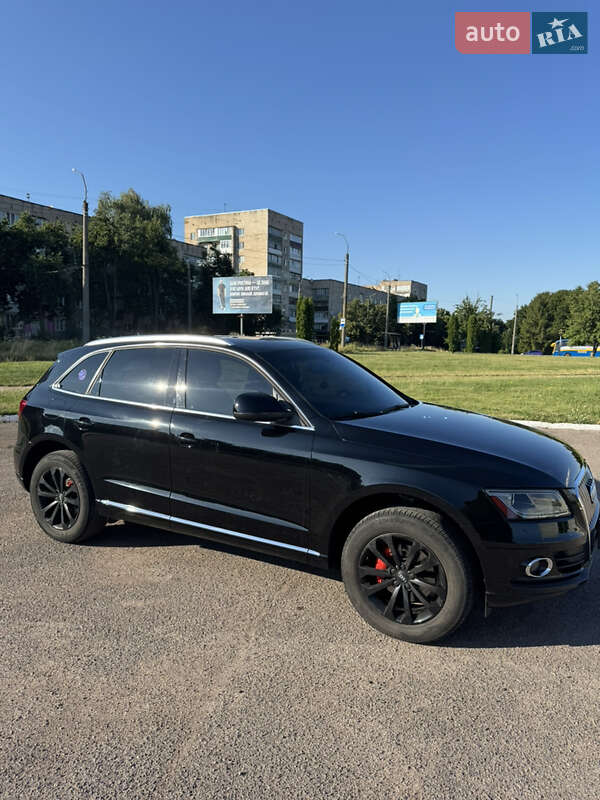 Позашляховик / Кросовер Audi Q5 2013 в Рівному
