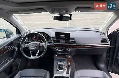Внедорожник / Кроссовер Audi Q5 2020 в 