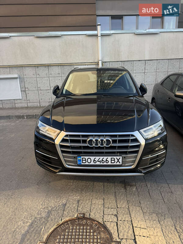 Позашляховик / Кросовер Audi Q5 2017 в Тернополі