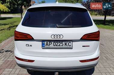 Внедорожник / Кроссовер Audi Q5 2012 в 