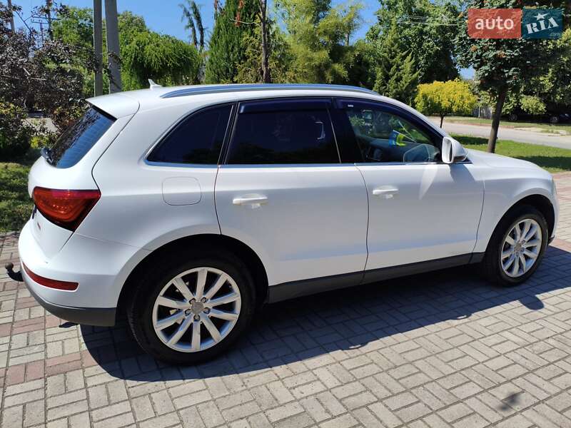 Позашляховик / Кросовер Audi Q5 2012 в Запоріжжі