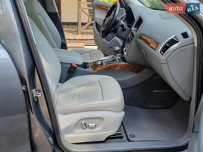 Внедорожник / Кроссовер Audi Q5 2014 в Киеве