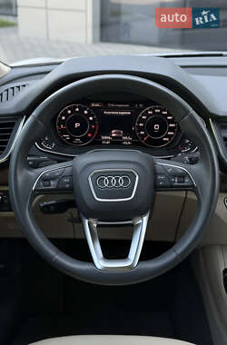 Внедорожник / Кроссовер Audi Q5 2019 в 