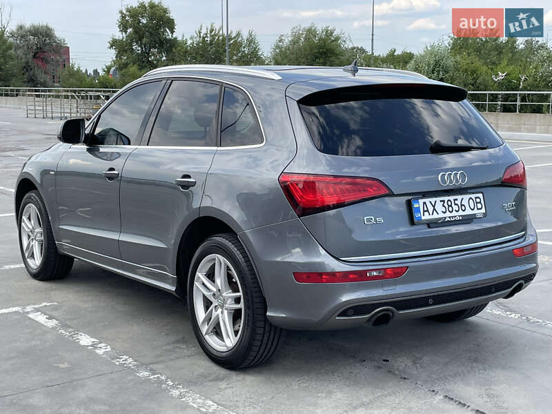 Позашляховик / Кросовер Audi Q5 2016 в Києві
