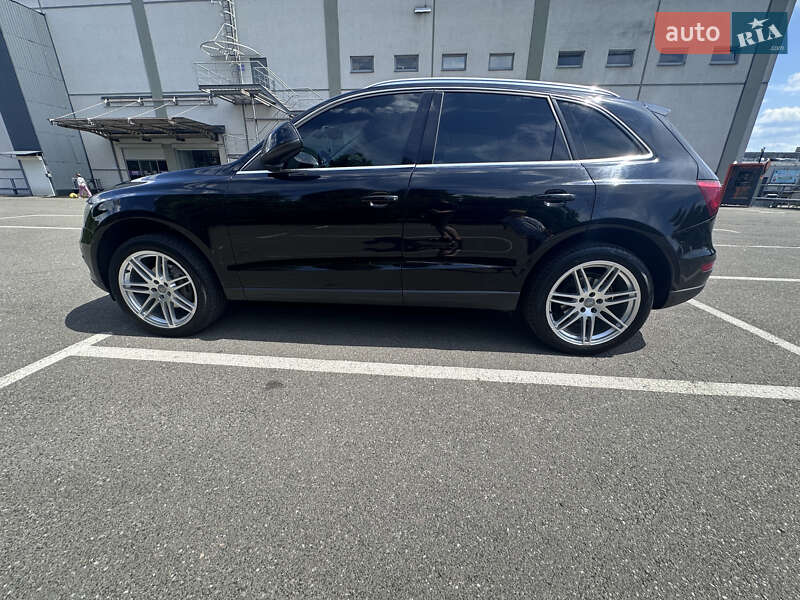 Внедорожник / Кроссовер Audi Q5 2013 в Киеве