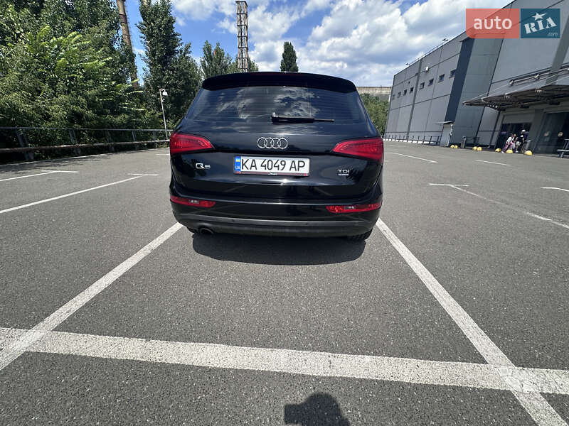 Внедорожник / Кроссовер Audi Q5 2013 в Киеве