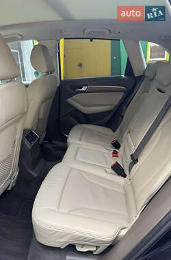 Позашляховик / Кросовер Audi Q5 2013 в 