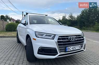 Позашляховик / Кросовер Audi Q5 2018 в 