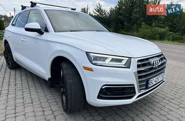 Позашляховик / Кросовер Audi Q5 2018 в 