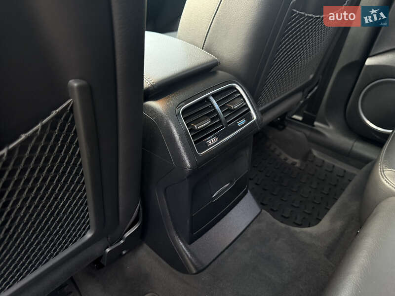 Позашляховик / Кросовер Audi Q5 2016 в Самборі