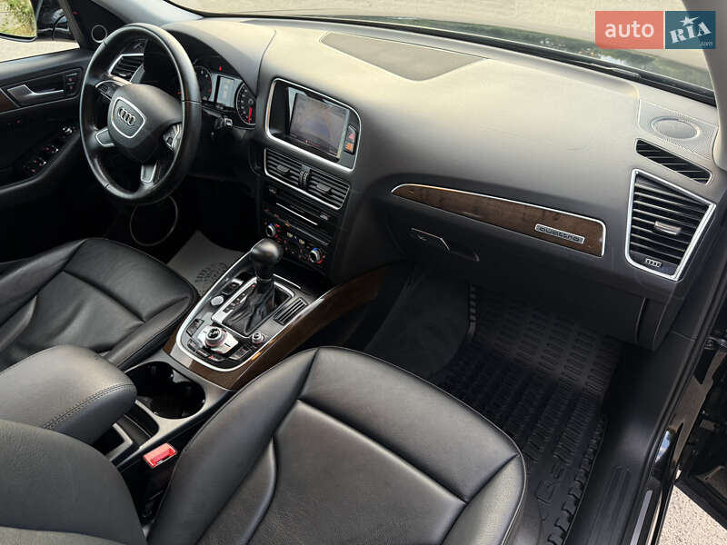 Позашляховик / Кросовер Audi Q5 2016 в Самборі