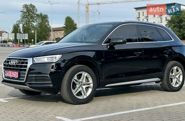 Внедорожник / Кроссовер Audi Q5 2019 в 