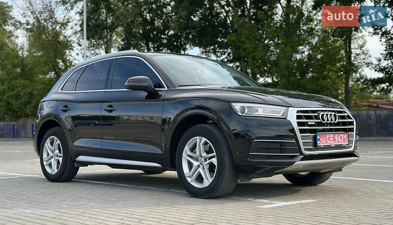 Внедорожник / Кроссовер Audi Q5 2019 в Тернополе
