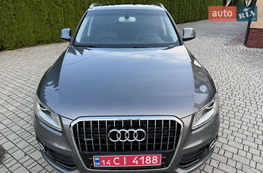 Позашляховик / Кросовер Audi Q5 2015 в 