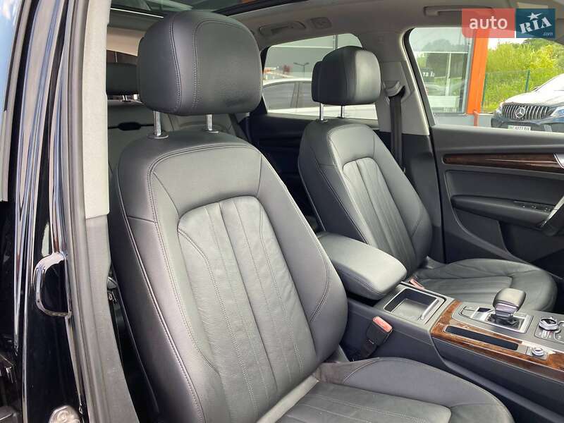 Позашляховик / Кросовер Audi Q5 2016 в Львові