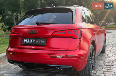 Позашляховик / Кросовер Audi Q5 2019 в 