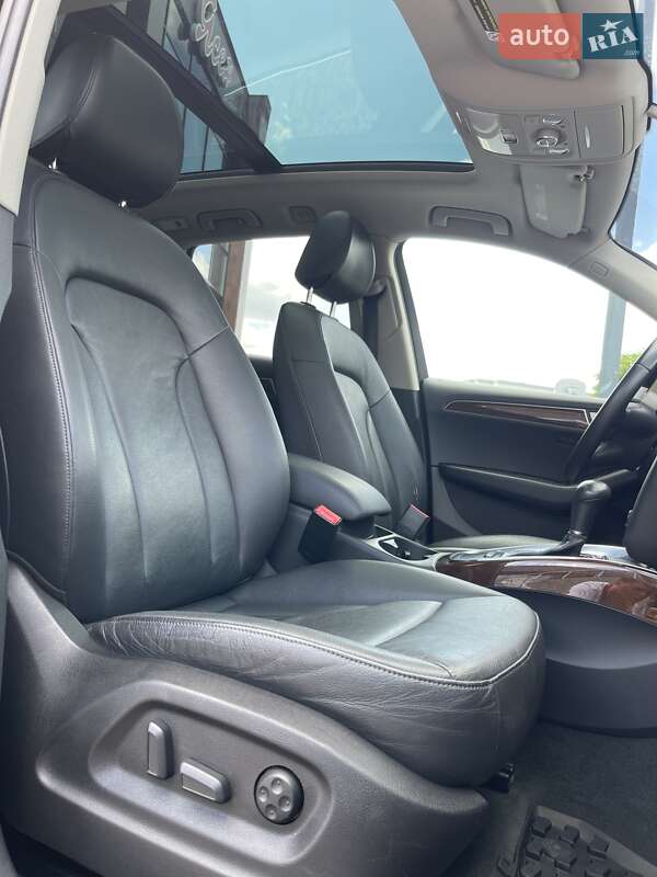 Внедорожник / Кроссовер Audi Q5 2012 в Луцке