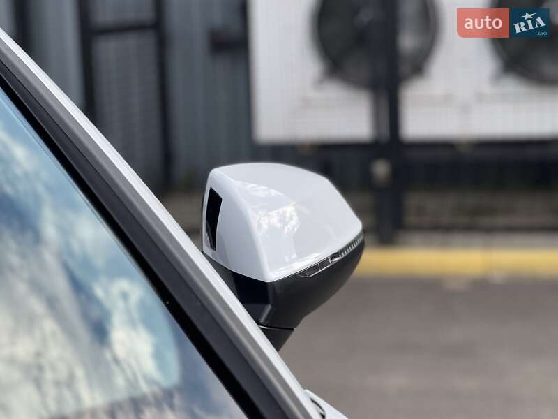 Позашляховик / Кросовер Audi Q5 2020 в Ужгороді