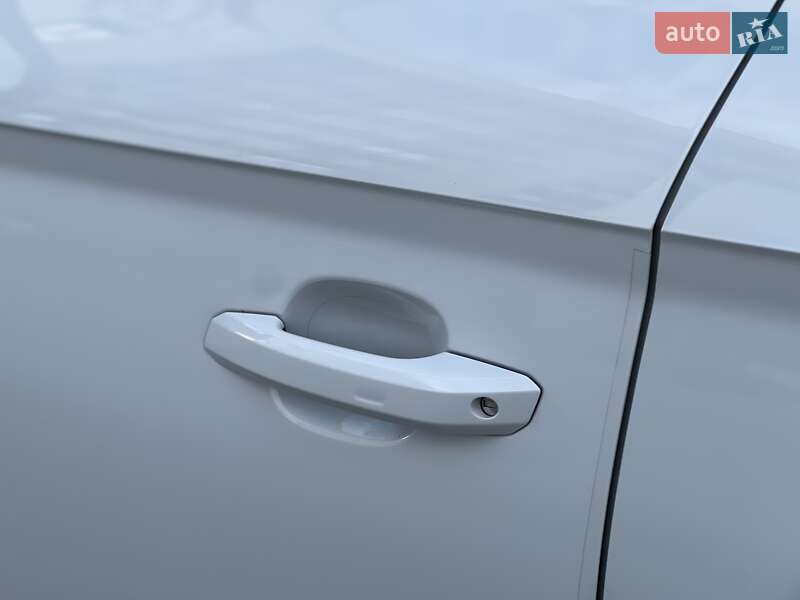 Позашляховик / Кросовер Audi Q5 2020 в Ужгороді