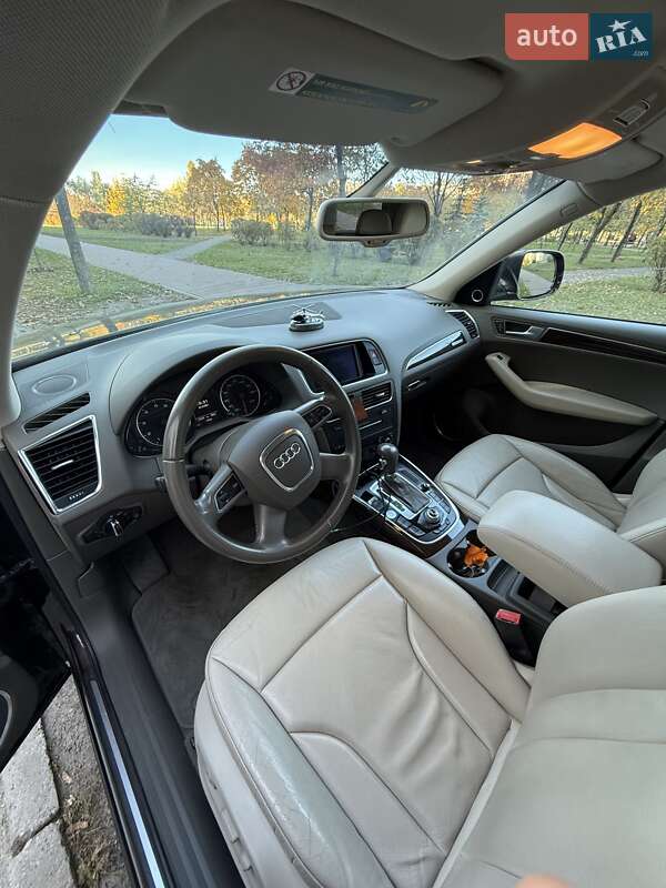 Позашляховик / Кросовер Audi Q5 2012 в Києві