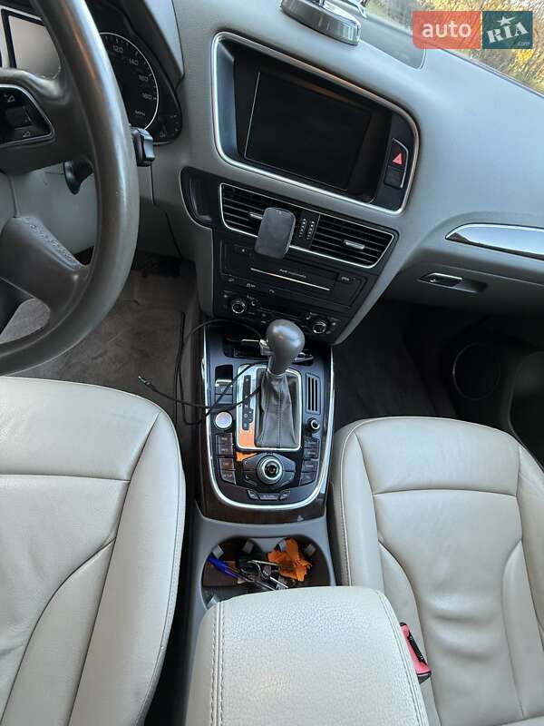 Позашляховик / Кросовер Audi Q5 2012 в Києві