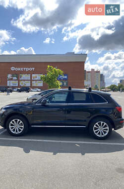 Позашляховик / Кросовер Audi Q5 2014 в 