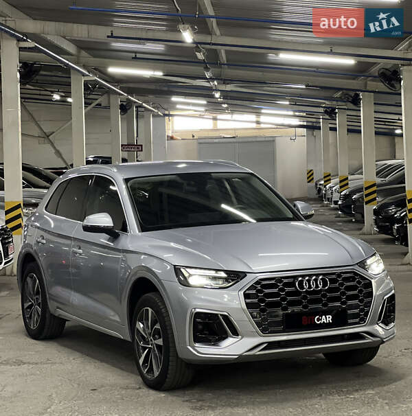 Внедорожник / Кроссовер Audi Q5 2022 в Одессе