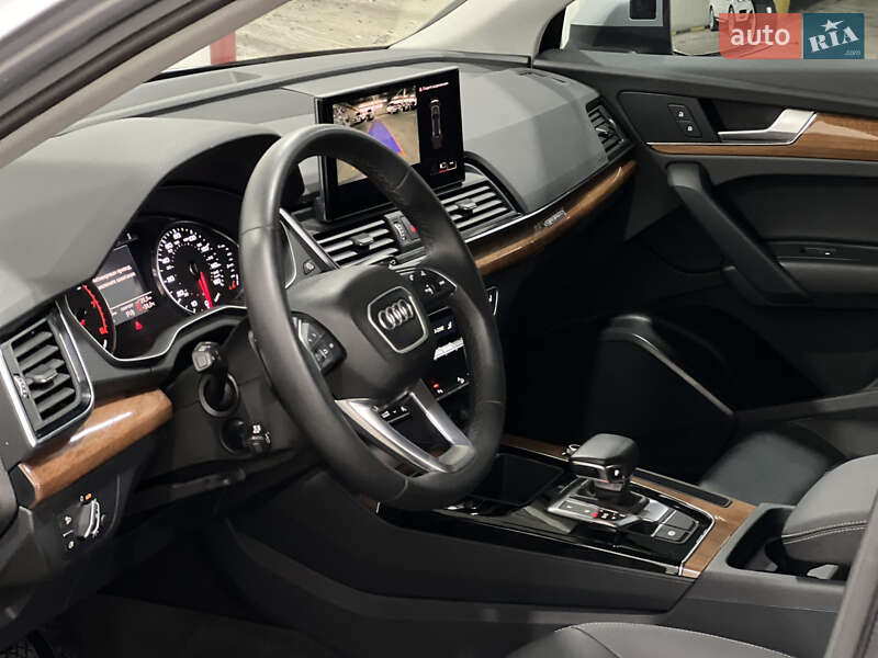 Внедорожник / Кроссовер Audi Q5 2022 в Одессе