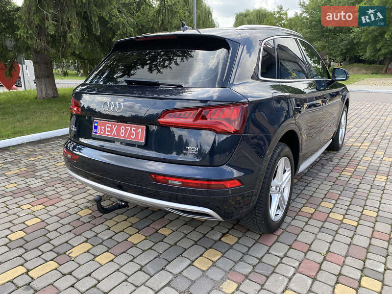 Позашляховик / Кросовер Audi Q5 2018 в Луцьку