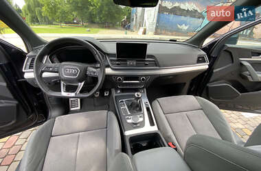 Внедорожник / Кроссовер Audi Q5 2018 в 